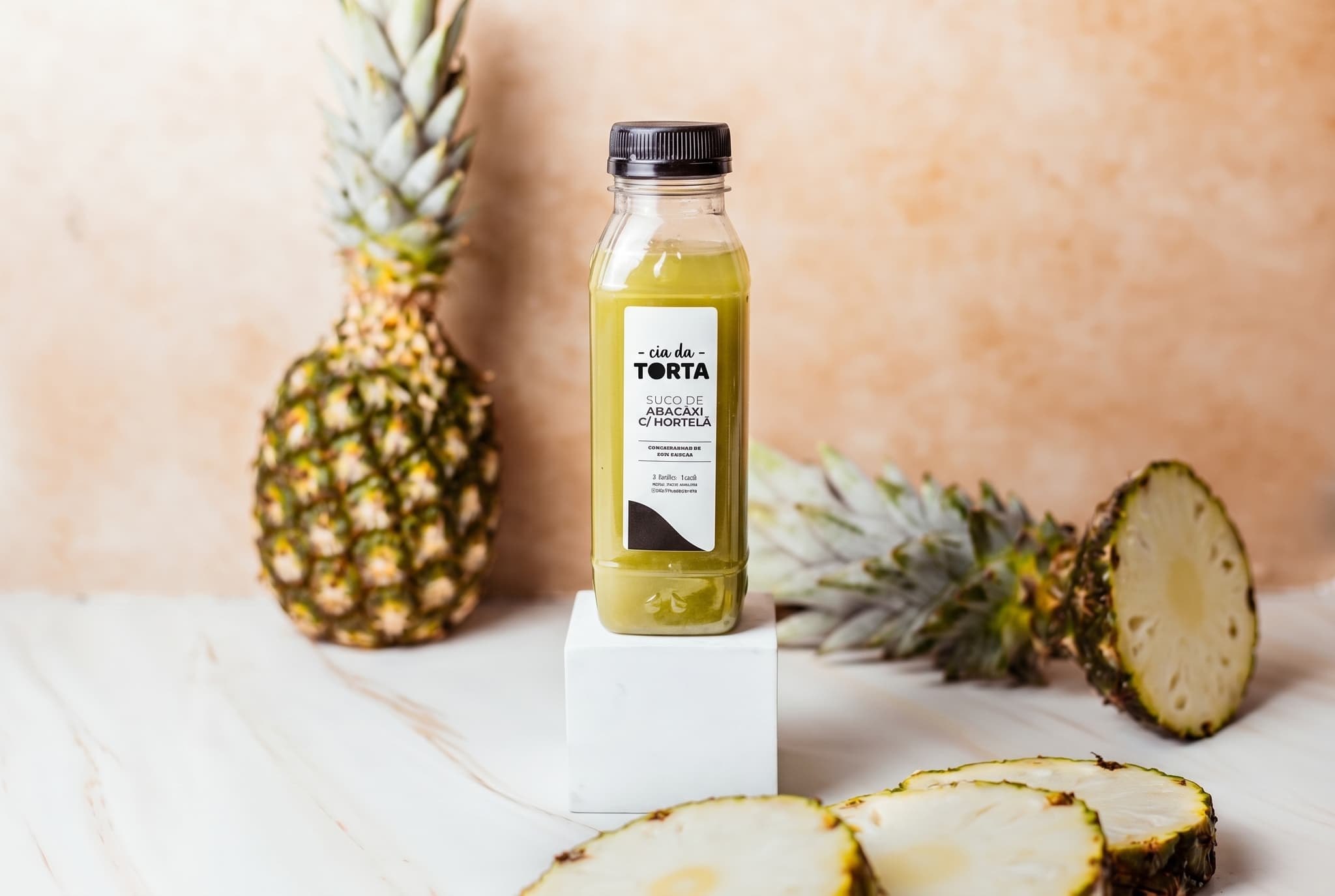 Suco de Abacaxi com Hortelã